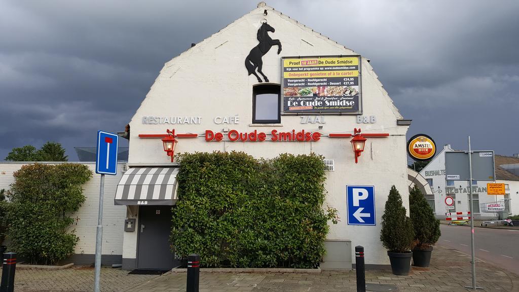 De Oude Smidse Bed & Breakfast Baexem Exterior photo